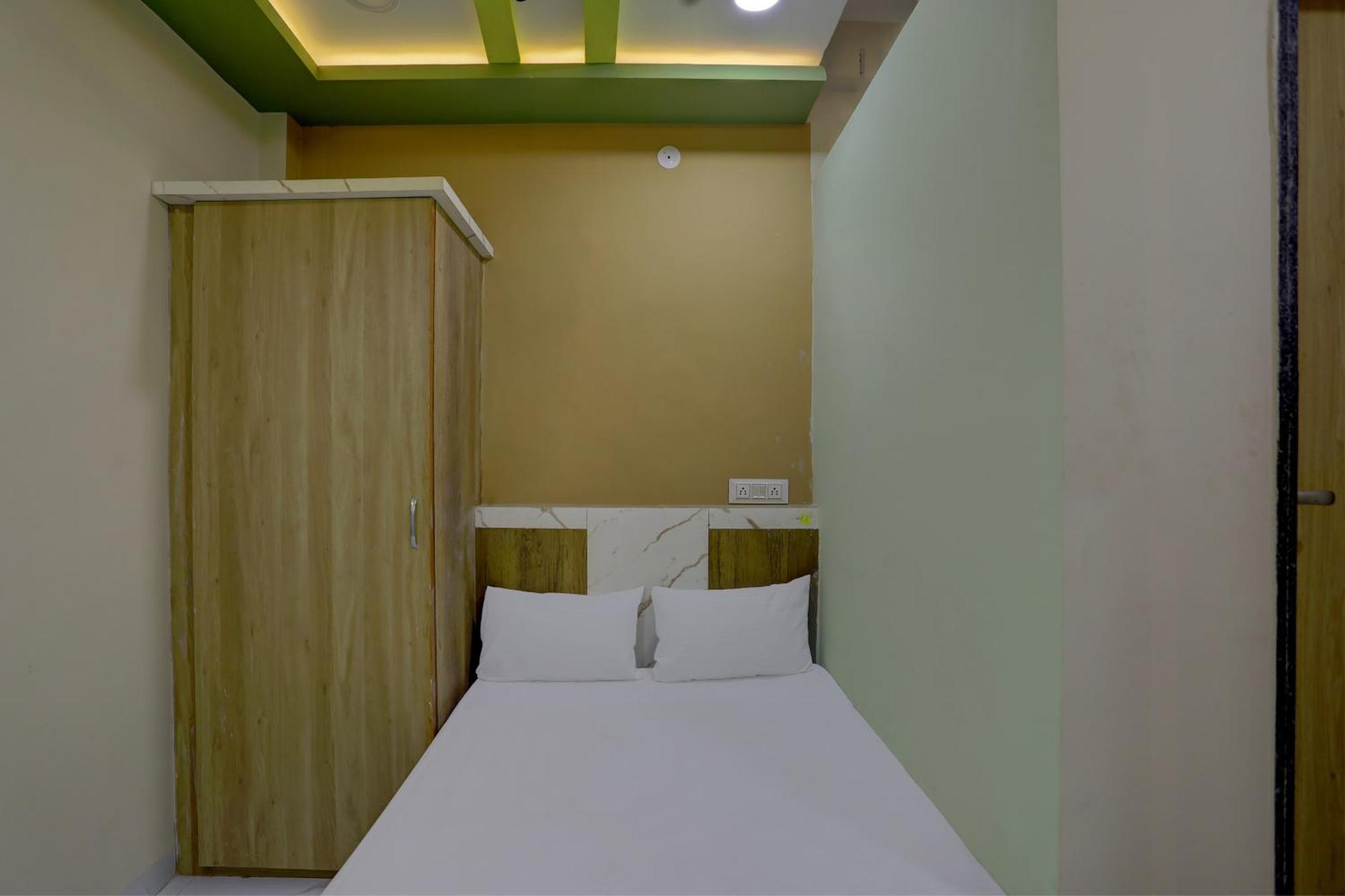 Spot On Hotel Ronak Place Indore Eksteriør bilde